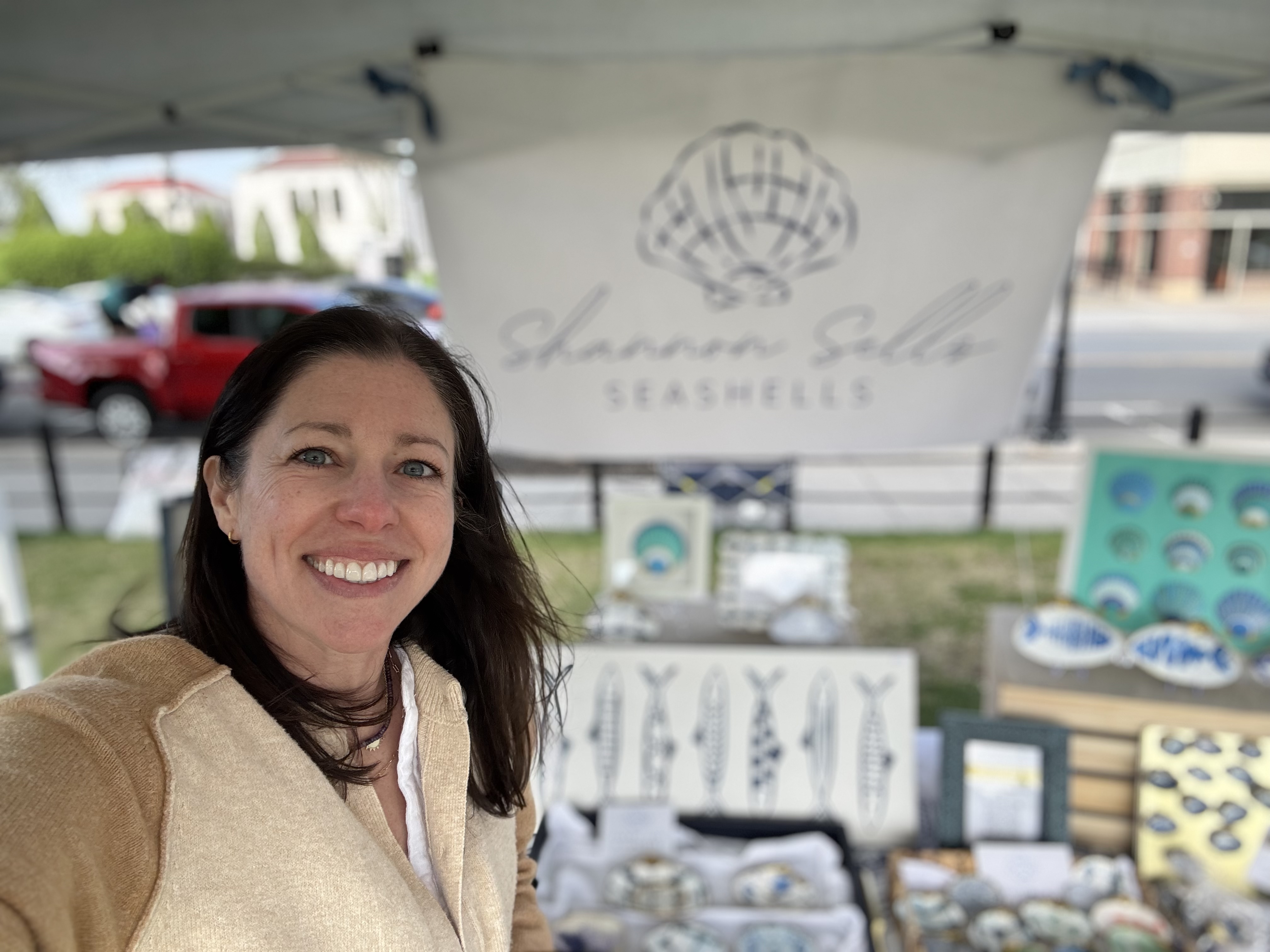 Shannon Sells Seashells