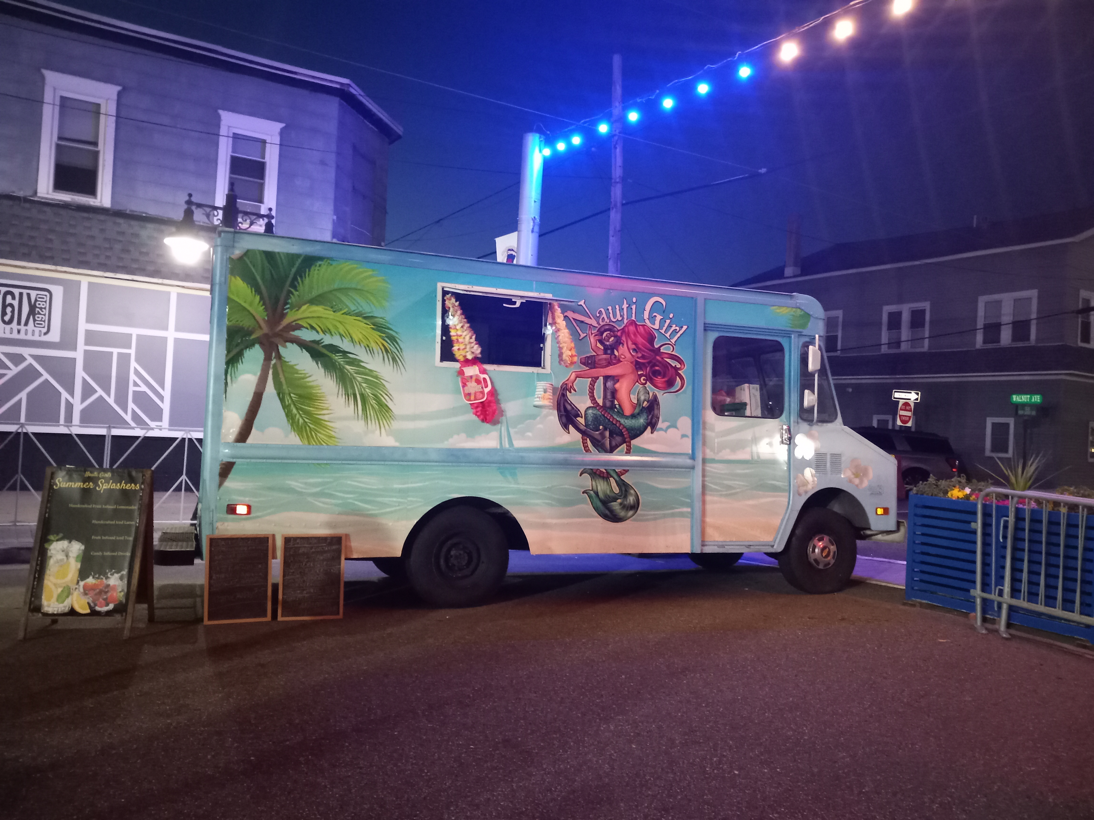 Nauti Girl Food Truck